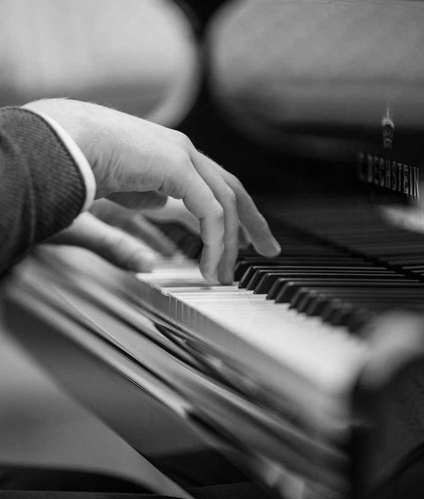 grey85-instrument-7118629